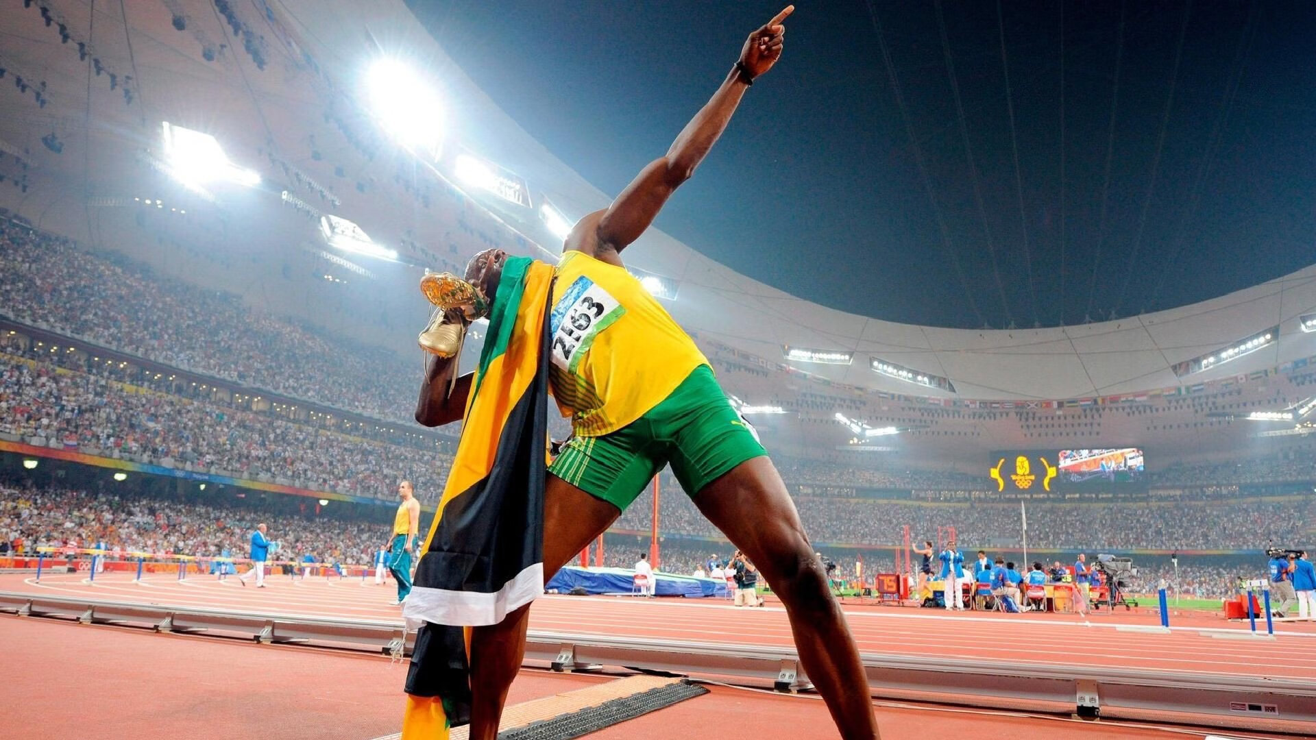 西决生死战之夜,拉文末节接管比赛