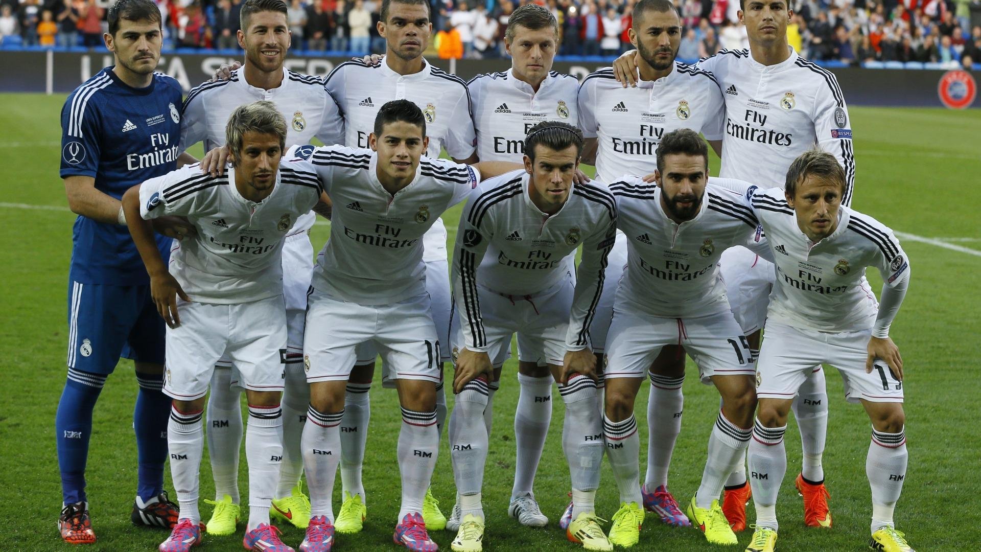 当波特兰的火箭撞碎圣城穹顶，利拉德在另一个决赛的时空接管